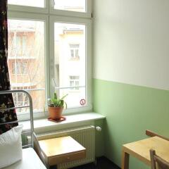 Отель St Christophers Inn Berlin удобства в номере