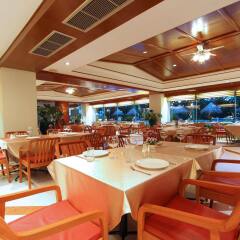 Отель Andaman Beach Suites Пхукет питание фото 2