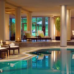 Отель The Westin Grand Munich Мюнхен бассейн
