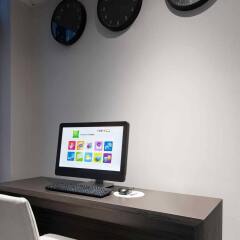 Отель ibis Styles Hotel Brussels Centre Stéphanie Бельгия, Брюссель - 2 отзыва об отеле, цены и фото номеров - забронировать отель ibis Styles Hotel Brussels Centre Stéphanie онлайн удобства в номере фото 2