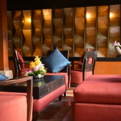Отель Andaman White Beach Resort Таиланд, пляж Банг-Тао - 3 отзыва об отеле, цены и фото номеров - забронировать отель Andaman White Beach Resort онлайн интерьер отеля фото 3