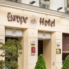 Europe Hotel Paris Eiffel банкомат