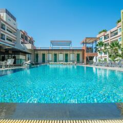 Jasmine Resort Hotel & Serviced Apartment бассейн