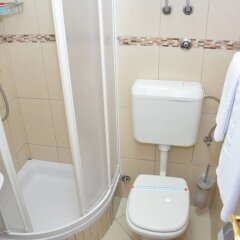 Hotel Dubrava Будва ванная фото 2