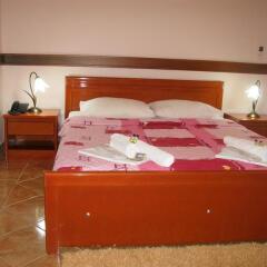 Garni Hotel Koral сейф в номере