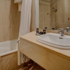 Отель VIP Executive Marquês Aparthotel ванная