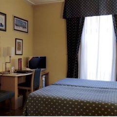 Hotel Inglaterra сейф в номере