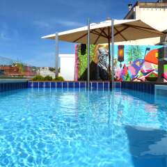 Sercotel Amister Art Hotel бассейн
