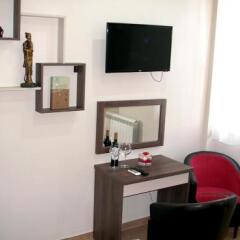 Отель Skadarlija Art Apartments Сербия, Белград - отзывы, цены и фото номеров - забронировать отель Skadarlija Art Apartments онлайн удобства в номере фото 2