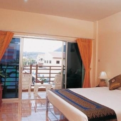 Отель Thaweewong Guesthouse комната для гостей