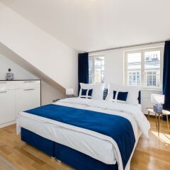 Апартаменты EMPIRENT Mala strana Apartments сейф в номере