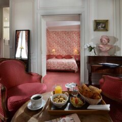 Отель Hôtel Exelmans в номере