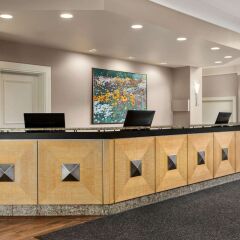 Отель Executive Royal Hotel Calgary Канада, Калгари - отзывы, цены и фото номеров - забронировать отель Executive Royal Hotel Calgary онлайн интерьер отеля фото 3