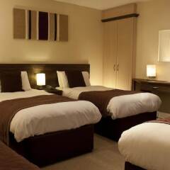 Отель New Steine Hotel - B&B Великобритания, Кемптаун - отзывы, цены и фото номеров - забронировать отель New Steine Hotel - B&B онлайн сейф в номере