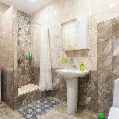 Гостиница near metro Proletarskaya 3 в Санкт-Петербурге отзывы, цены и фото номеров - забронировать гостиницу near metro Proletarskaya 3 онлайн Санкт-Петербург ванная