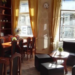 Отель Hostel Kaiser Чехия, Прага - отзывы, цены и фото номеров - забронировать отель Hostel Kaiser онлайн питание фото 2