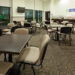 Отель Holiday Inn Express Guadalajara Iteso интерьер отеля фото 3