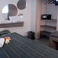 Hotel Expo Abastos сейф в номере