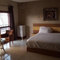 Golden Plazza in Conakry, Guinea from 89$, photos, reviews - zenhotels.com guestroom photo 2