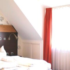 Abode Hotel Altstadt Дюссельдорф сейф в номере
