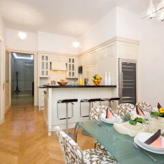 Апартаменты EMPIRENT Old Town 2 Apartments гостиничный бар