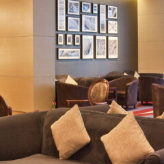 Movenpick Hotel & Apartments Bur Dubai интерьер отеля фото 3