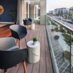 Отель Luxurious Getaway Right Across City Walk Mall Дубай балкон