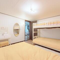Kpopstarz Guesthouse - Caters to Women (отель для женщин) детские мероприятия