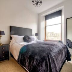 Отель GuestReady Apartment in Historic Grassmarket Великобритания, Эдинбург - отзывы, цены и фото номеров - забронировать отель GuestReady Apartment in Historic Grassmarket онлайн комната для гостей фото 3
