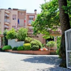 Hotel Esperia парковка