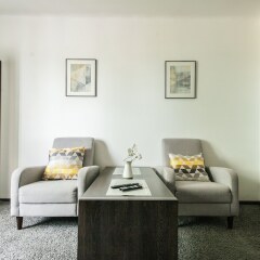 Апартаменты Elegant Apartment Old Town IV Варшава комната для гостей фото 2