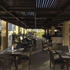Апартаменты The Apartments Dubai World Trade Centre бассейн фото 3