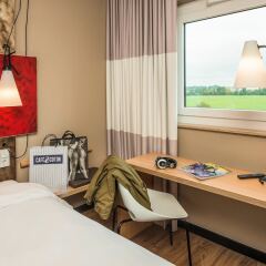 Отель ibis Muenchen Airport Sued удобства в номере