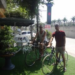 Hanoi Airport Hostel спортивное сооружение