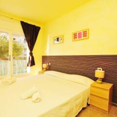 Отель HomeHolidaysRentals Apartamento Les Palmeres - Costa Brava Испания, Бланес - отзывы, цены и фото номеров - забронировать отель HomeHolidaysRentals Apartamento Les Palmeres - Costa Brava онлайн детские мероприятия фото 2