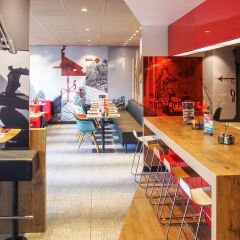 Отель ibis Marseille Timone гостиничный бар