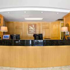 Отель Quality Inn Downtown Inner Harbour Канада, Виктория - отзывы, цены и фото номеров - забронировать отель Quality Inn Downtown Inner Harbour онлайн интерьер отеля
