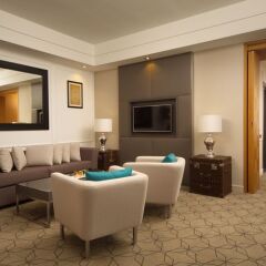 Гостиница DoubleTree by Hilton Kazan City Center 4* Стандартный номер с двуспальной кроватью фото 16