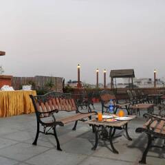 OYO 9761 Hotel Clark Heights бассейн фото 2