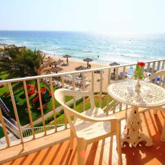 Отель Beach Hotel Sharjah ОАЭ, Шарджа - 8 отзывов об отеле, цены и фото номеров - забронировать отель Beach Hotel Sharjah онлайн балкон