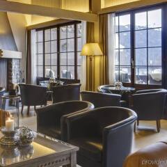 Отель HUUS Gstaad интерьер отеля фото 3