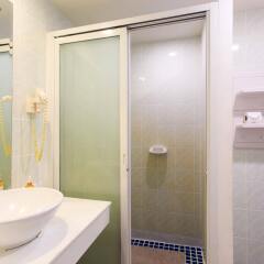 Chaweng Budget Hotel ванная