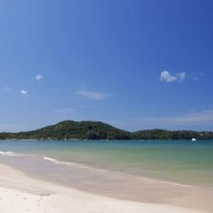 The Nice Hotel Bangtao Beach пляж