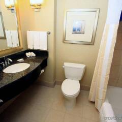 Отель Hilton Garden Inn Bethesda США, Бетесда - отзывы, цены и фото номеров - забронировать отель Hilton Garden Inn Bethesda онлайн ванная