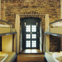 Hostel Uppelink сейф в номере