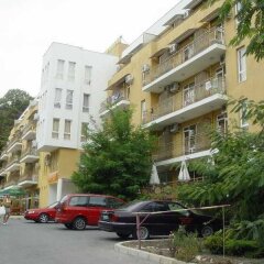 Отель Zlaten Rog Болгария, Золотые пески - отзывы, цены и фото номеров - забронировать отель Zlaten Rog онлайн парковка