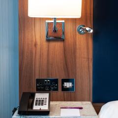 Отель Crowne Plaza London Heathrow T4 Великобритания, Лондон - отзывы, цены и фото номеров - забронировать отель Crowne Plaza London Heathrow T4 онлайн сейф в номере