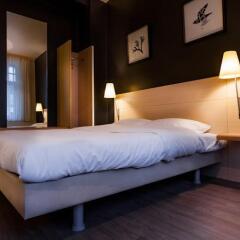 Отель Hôtel Aviation Брюссель сейф в номере