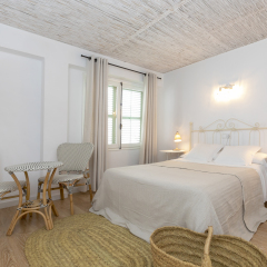 Отель Can Beia Hostal Boutique Испания, Сан-Антони-де-Портмань - отзывы, цены и фото номеров - забронировать отель Can Beia Hostal Boutique онлайн комната для гостей фото 3