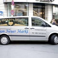 Отель Pension Neuer Markt Вена городской автобус